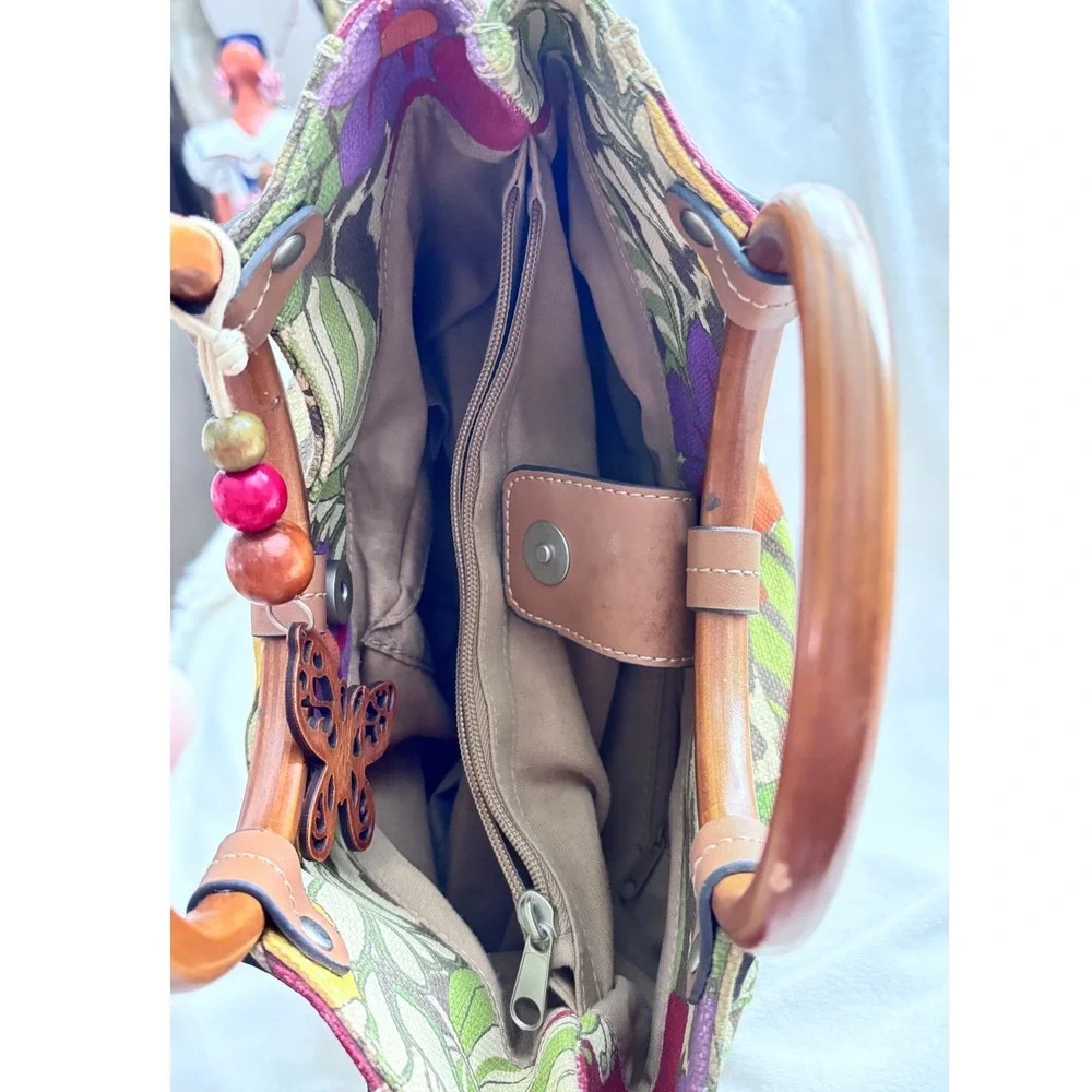 Relic Floral Canvas Satchel Purse Wood Handle Pockets Faux Leather Trim Zip Snap